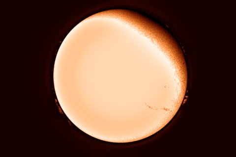 H-α 31.05