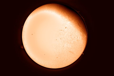 H-α 25.04
